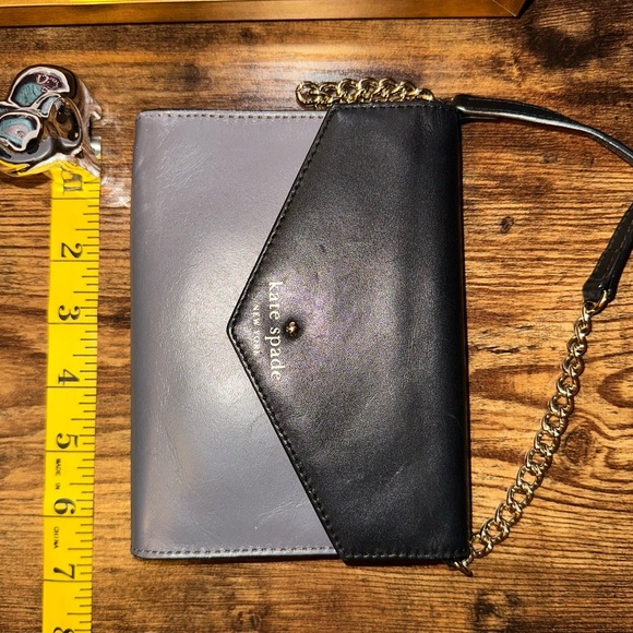 Kate Spade New York Colorblock Envelope Crossbody Bag - Picture 4 of 5